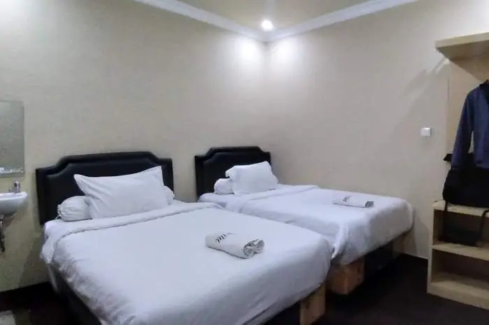 Hotel Harmoni Inn