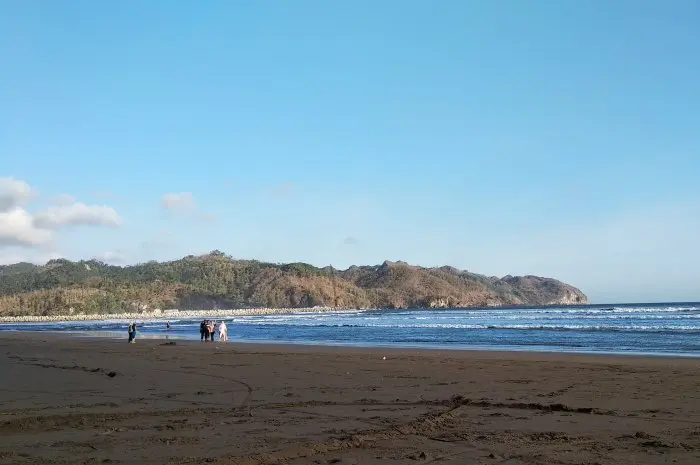 Popular Activities at Jetis Beach